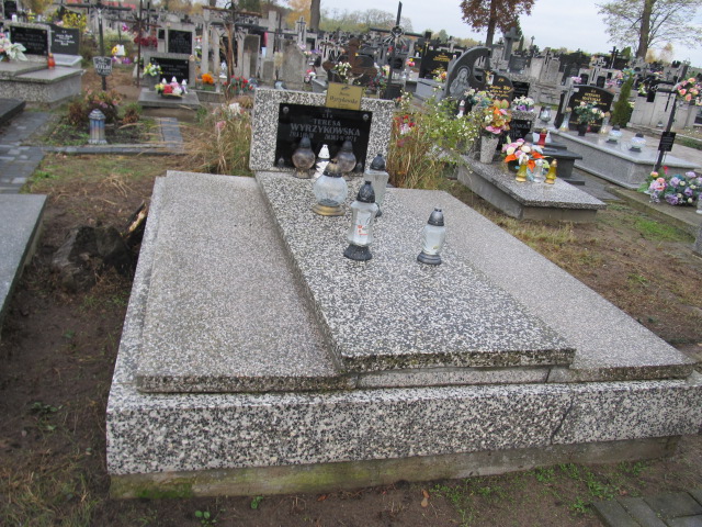 Grób Teresa Wyrzykowska