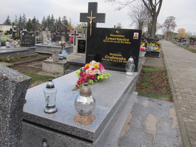 Grób Stanisław Lenartowicz