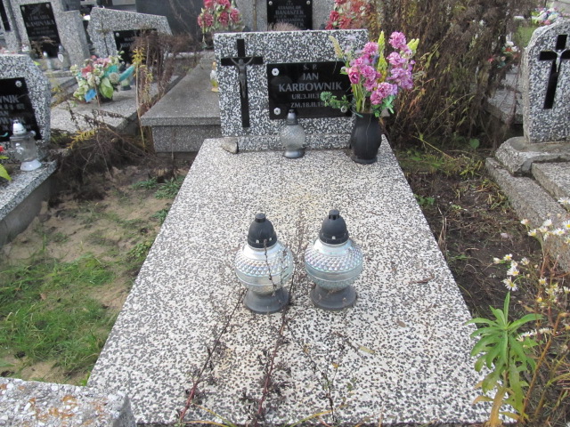 Grób Jan Karbownik