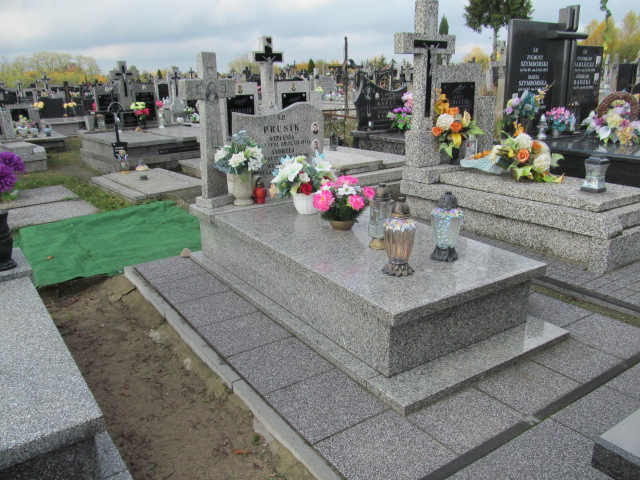 Grób Władysław Prusik