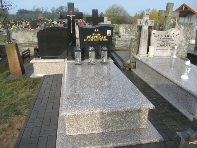 Grób Witold Półtorak