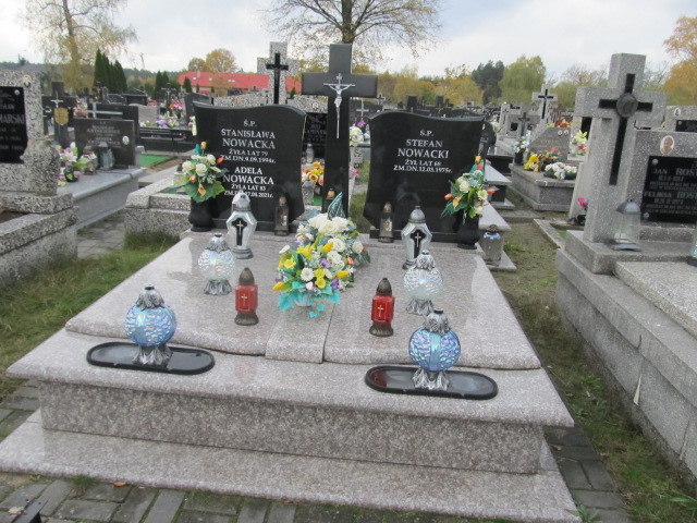 Grób Adela Nowacka