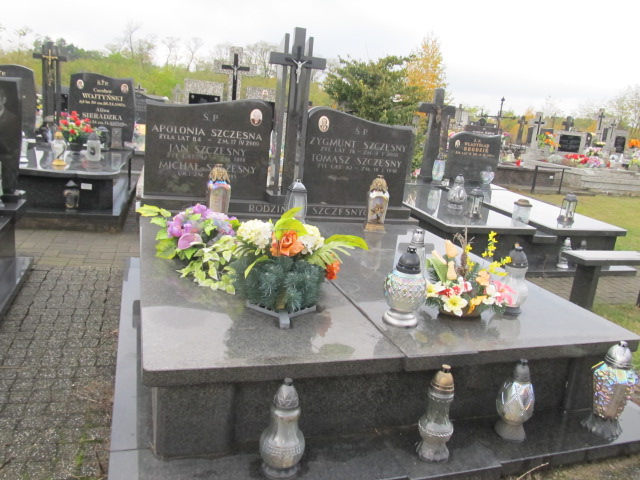 Grób Apolonia Szczęsna